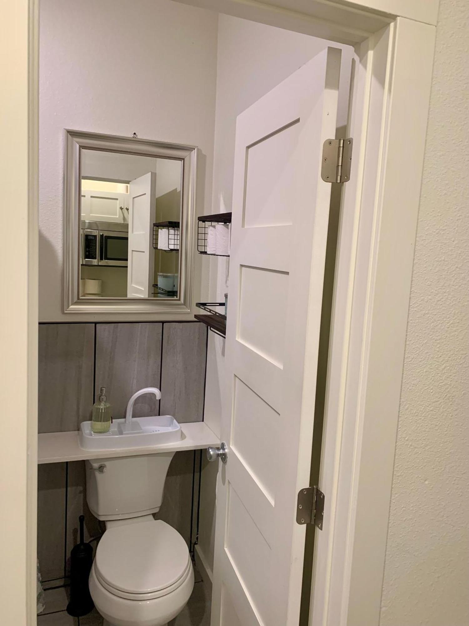 The Asbury House Guest Rentals Москоу Экстерьер фото